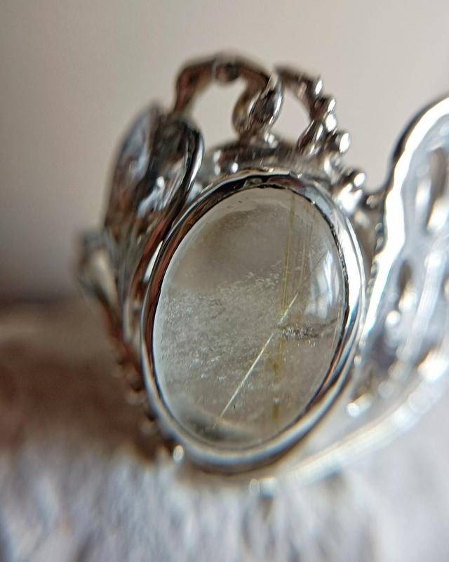 Anello Monstera e Quarzo