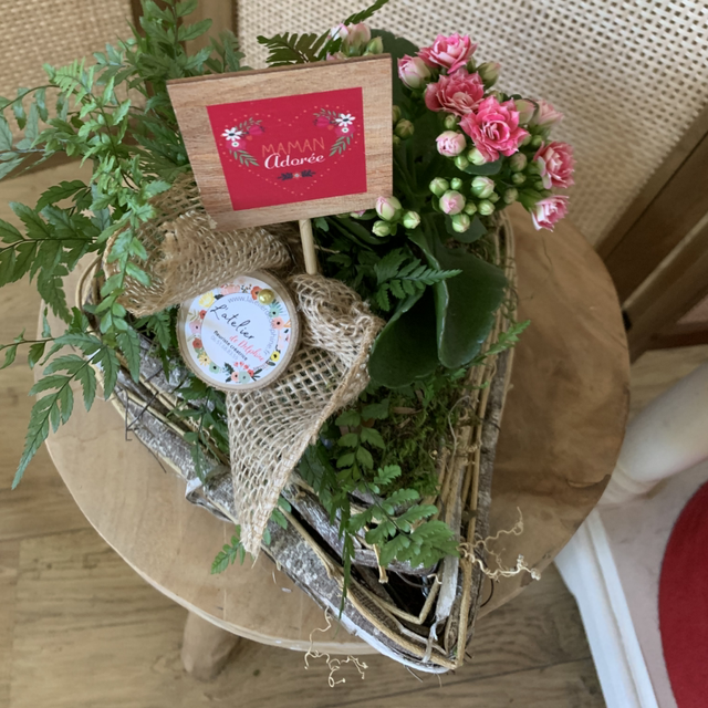 Coeur de plante fête des mères 