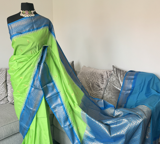 Green Gadwal Saree with Royal Blue Zari Border &amp; Pallu