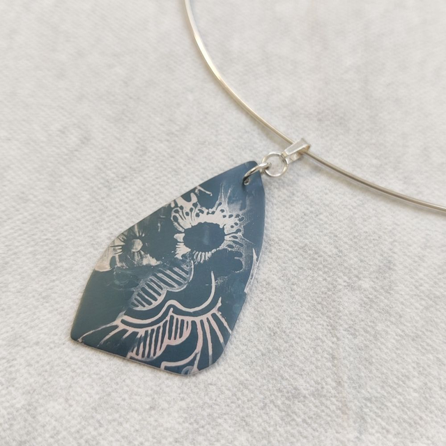 Abstract Pendant on Silver Choker Wire