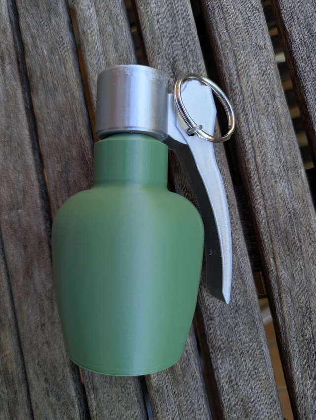 Grenade Défensive DF 37 Française Reproduction factice