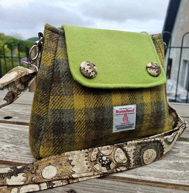 Harris Tweed Strathspey handbag. Scottish wool steampunk bag.