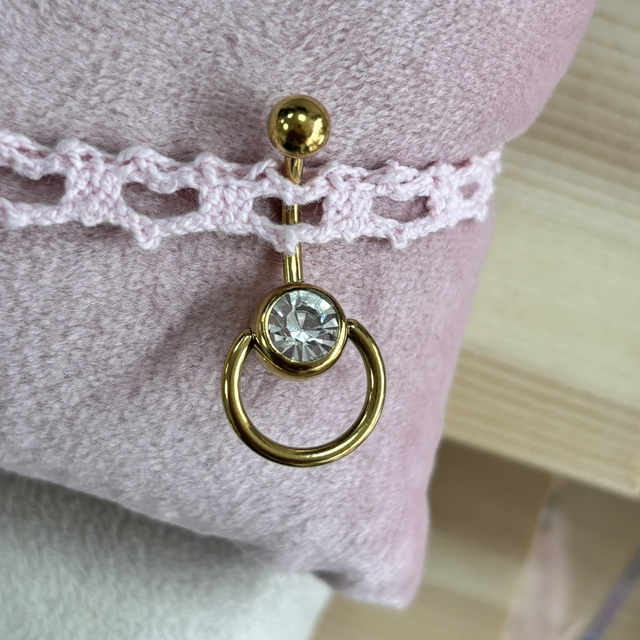 Piercing nombril Johanna