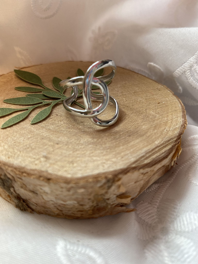 Bague entrelacée 