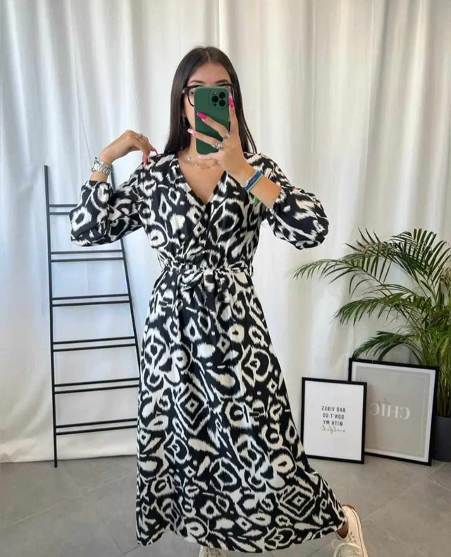 ROBE LONGUE IMPRIMEE MOARA NOIR 