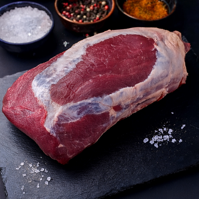 Wildschweinnacken ohne Knochen