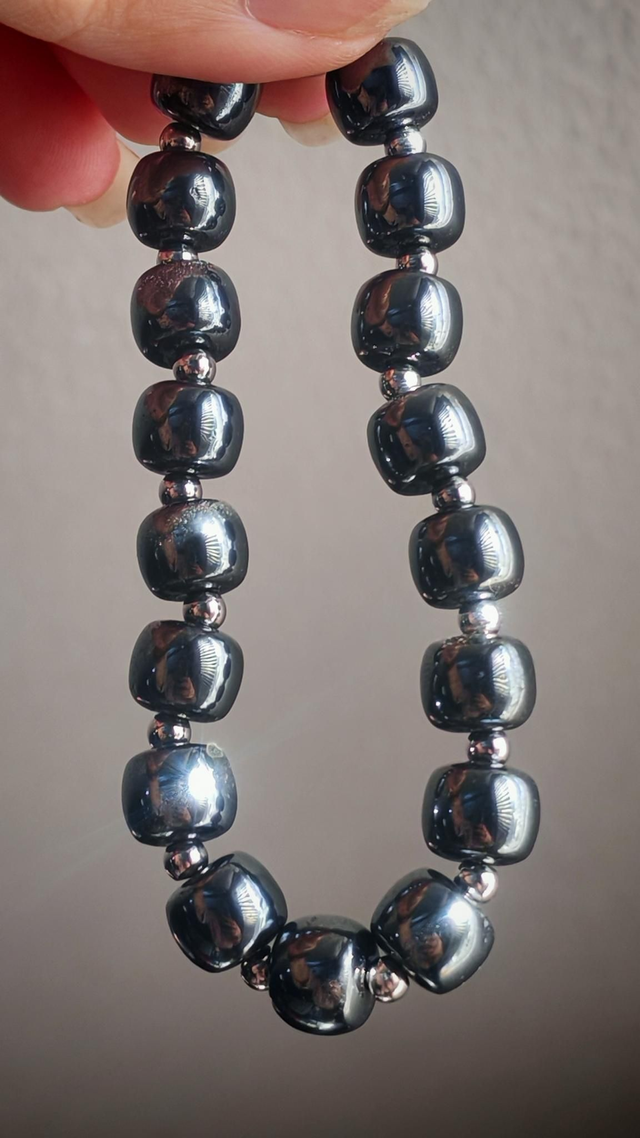 Bracelet tonneau hématite et acier