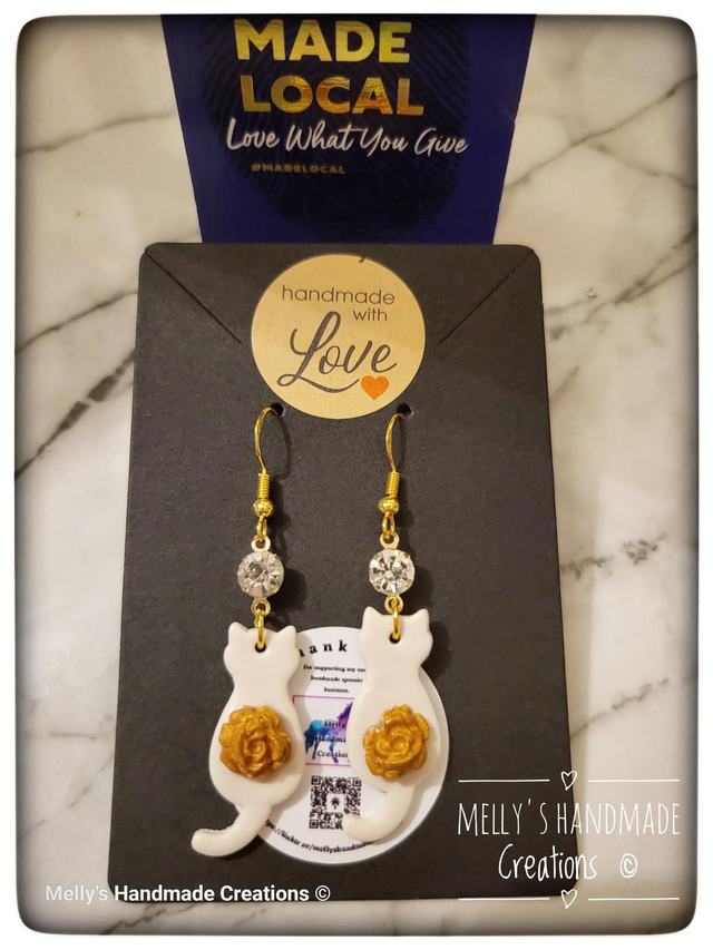 Cat dangle earrings with Cubic Zirconia 