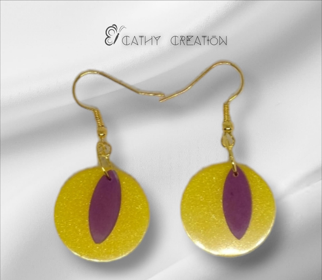 Boucles d'oreilles jaunes et violettes 