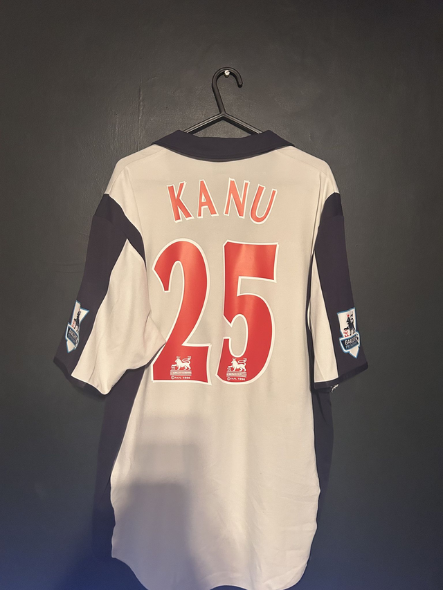 (L) West Brom 2005-06 Home / KANU 25