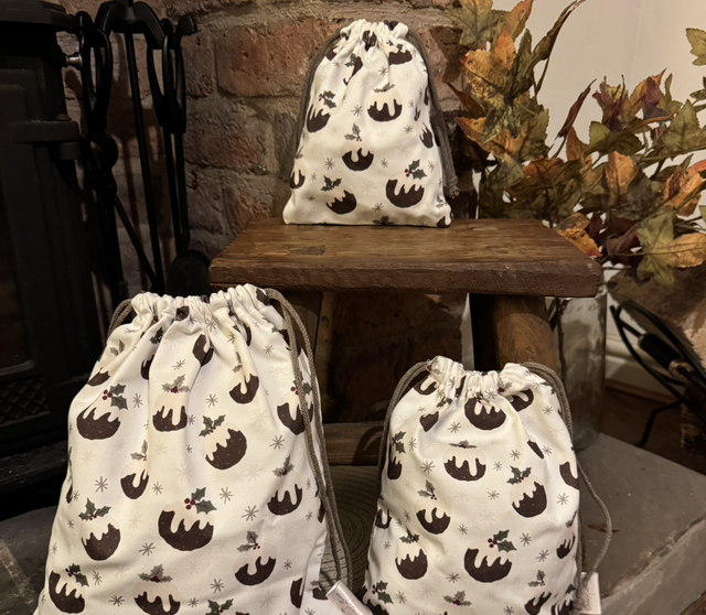 Christmas Puddings Reusable Gift Bags 