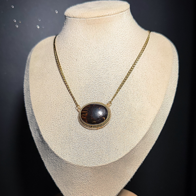 Collier IMPÉRATRICE œil de fer