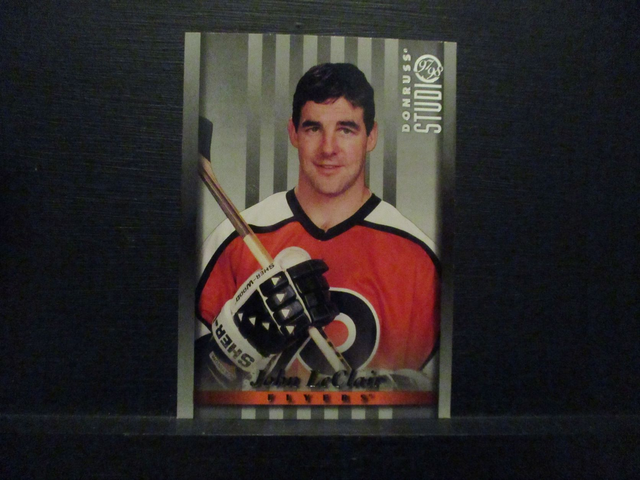 John LeClair - NFL 1997 Donruss Studio Ice Hockey Original Trading Card #22