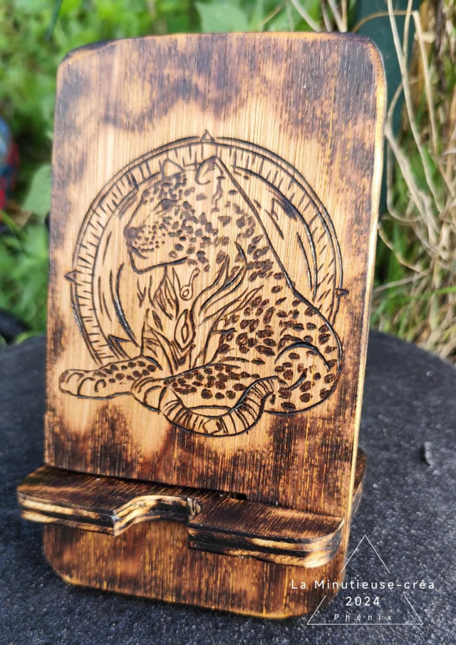 SUPPORT DE CHARGE TELEPHONE PANTHÉRE