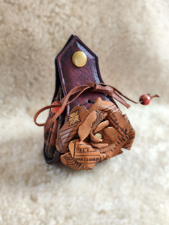 Bourse médiévale "Rose musicale"