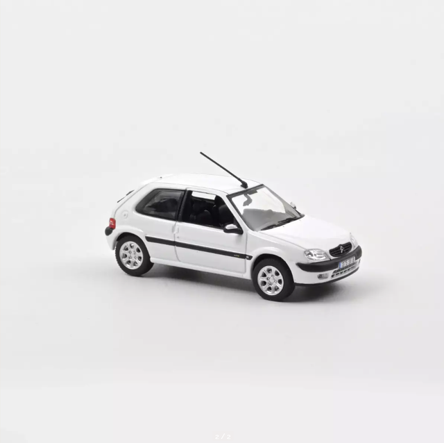 Citroën Saxo VTS 2000 Blanc 1/43
