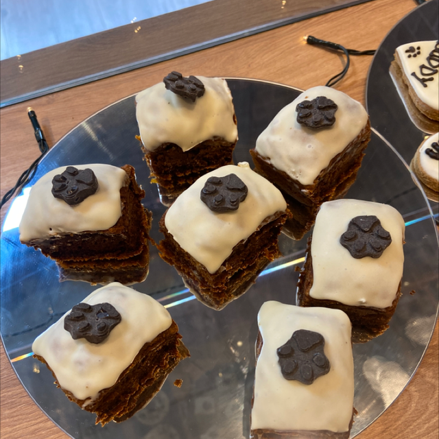 Brownies carrot cake 