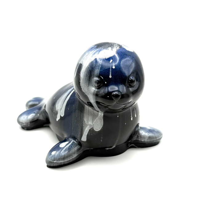 Otarie Splash noire avec nuances de bleus et d’argentés 