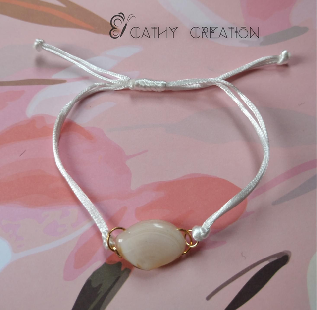 Bracelet réglable coquillage naturel 