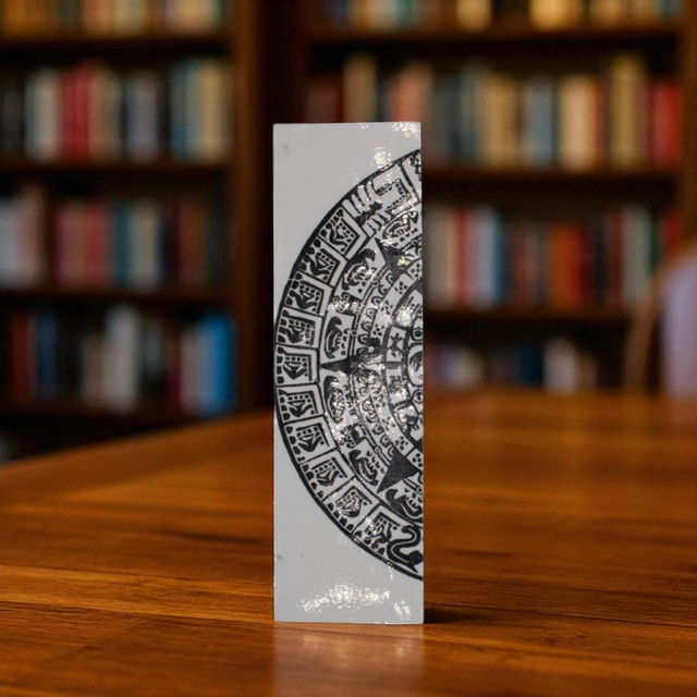 Marque-page &quot;Pierre du soleil&quot; (gauche) 