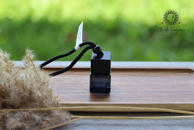 Diffuseur pour voiture 7 ml - Flacon élégance