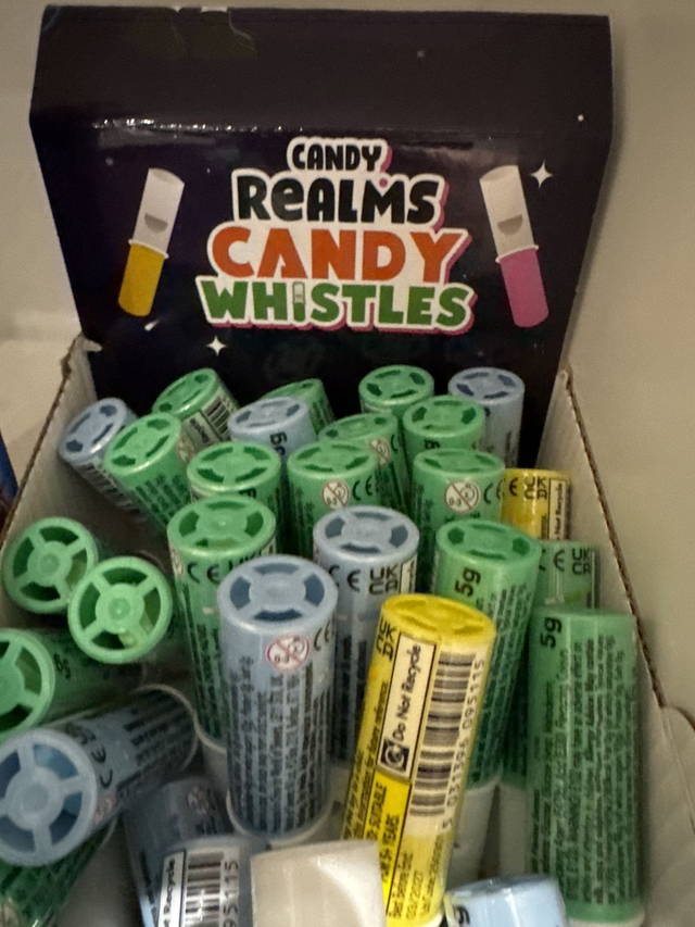 Candy whistles 