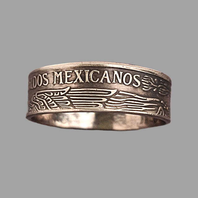Mexican One Peso 1981 Coin Ring    