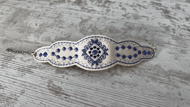 Bracelet « losange fleuri »