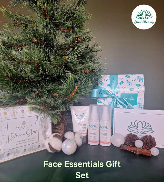 Face Essentials Gift Set