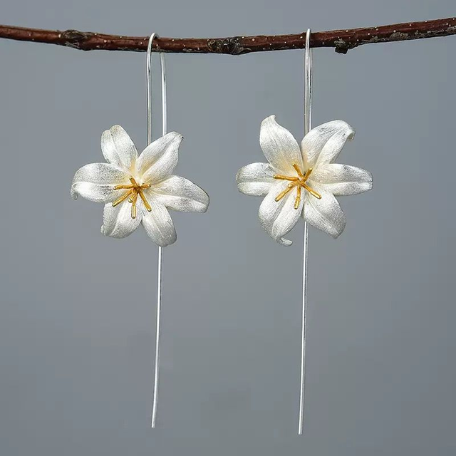 *Designer Silver Jewellery* Casa Blanca Lily Silver Earrings