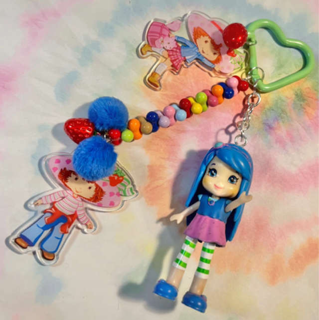 Blue Strawberry Shortcake figure beaded acrylic keychain