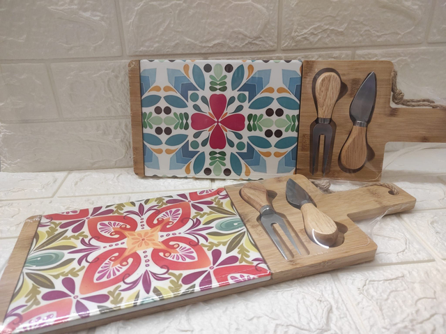 Taglieri d&#039;autore: maioliche