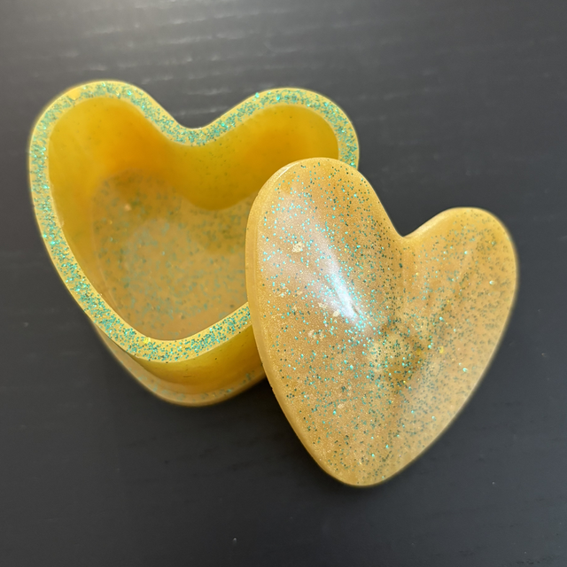 BOÎTE À BIJOUX EN RÉSINE 