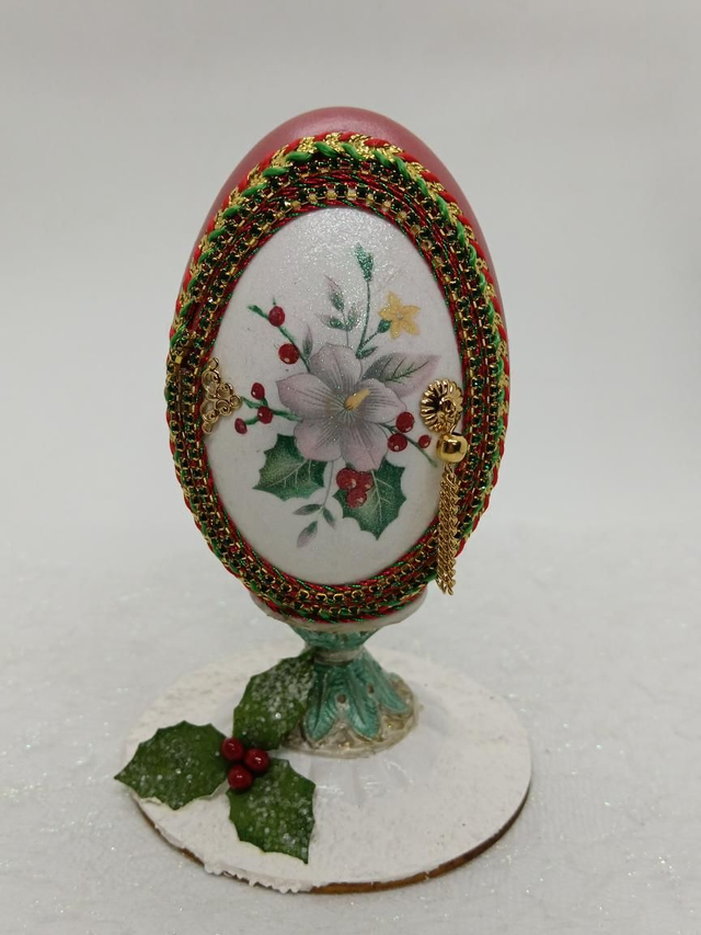 Santa in a Goose egg with door