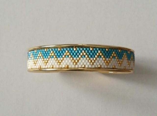 Montagne bleue/blanche