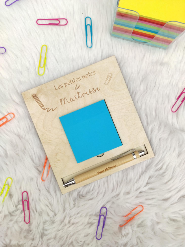 Support post it + stylo en bois