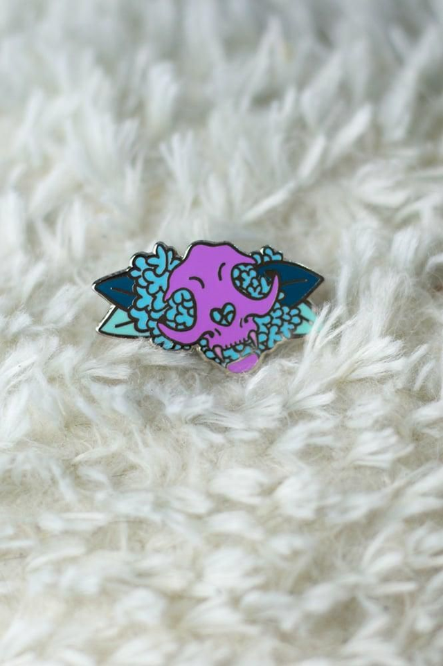 Pin's chat nuit et jour 