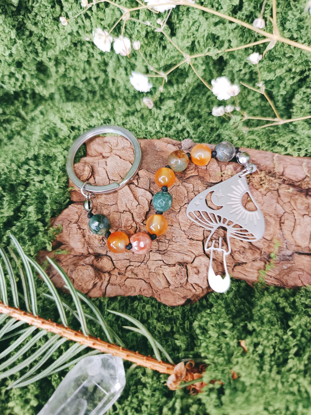 PORTE-CLÉS - ÉCHELLE DE SORCIÈRE (agate indienne et cornaline)