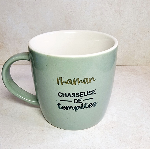  Tasse "Maman Chasseuse de Tempêtes"