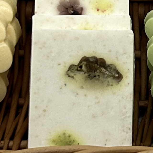 Baby Powder Oatmeal &amp; Shea Butter Soap