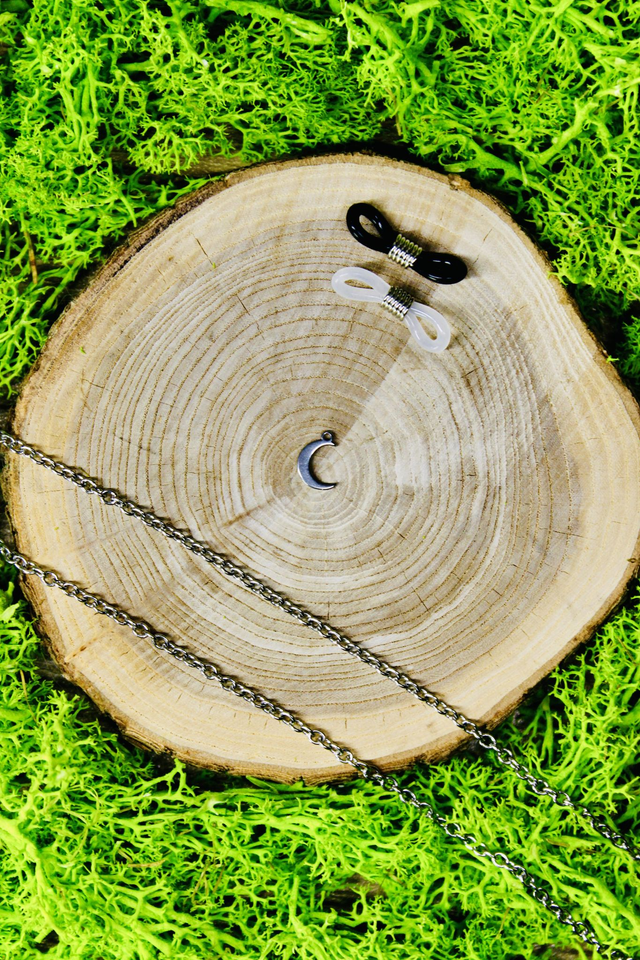 Chaine de lunettes touche de magie argentée personnalisée Lune