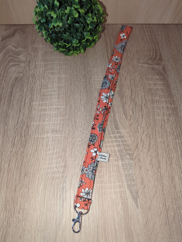 Porte clé tour de cou 4