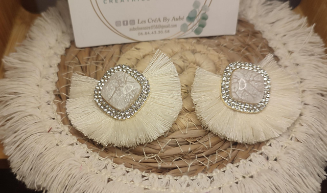 BO MINI BOHEME STRASS/ POMPONS ECRU 0000261