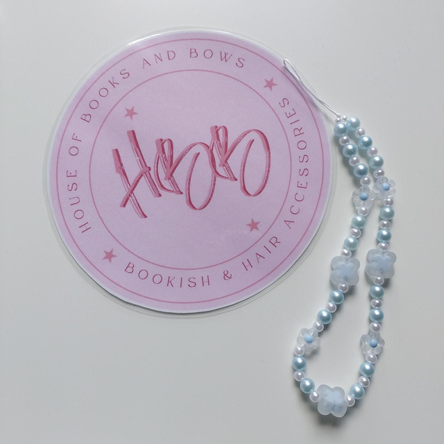 Charms Bookish University (monochrome)