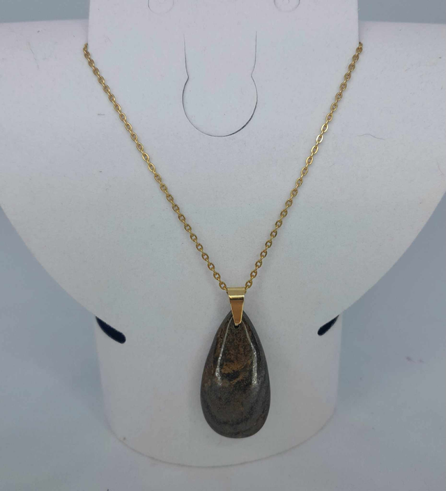 Pendentif  bronzite larme 30 mm