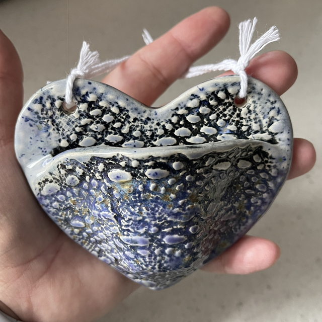 Love heart wall pocket