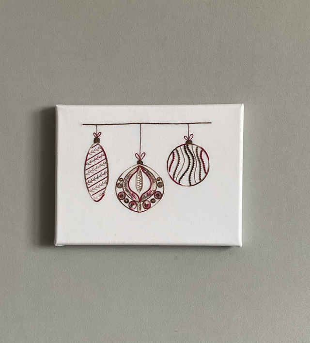 Kit broderie traditionnelle *Eclats de Fêtes*