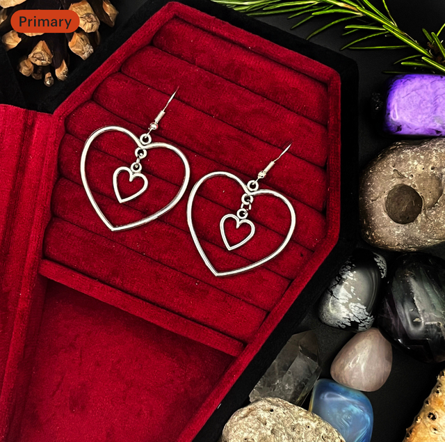 Adore earrings