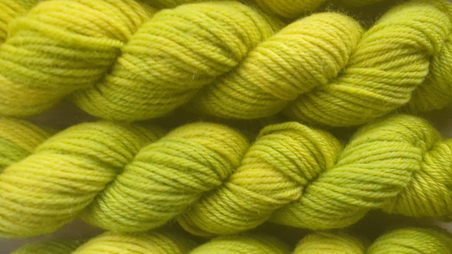 Mini Skein Yellow Bottle 4ply 20g/80m