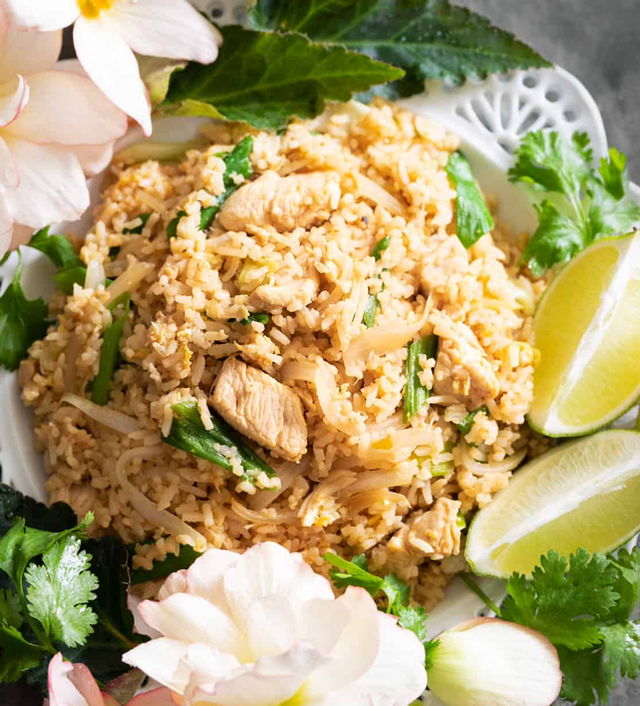 khao pad Kai - riz frit thaï au poulet